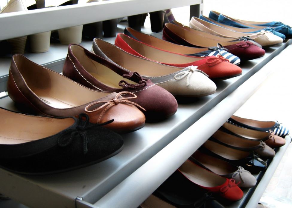 Правительство перенесло введение обязательной маркировки обуви на 1 июля