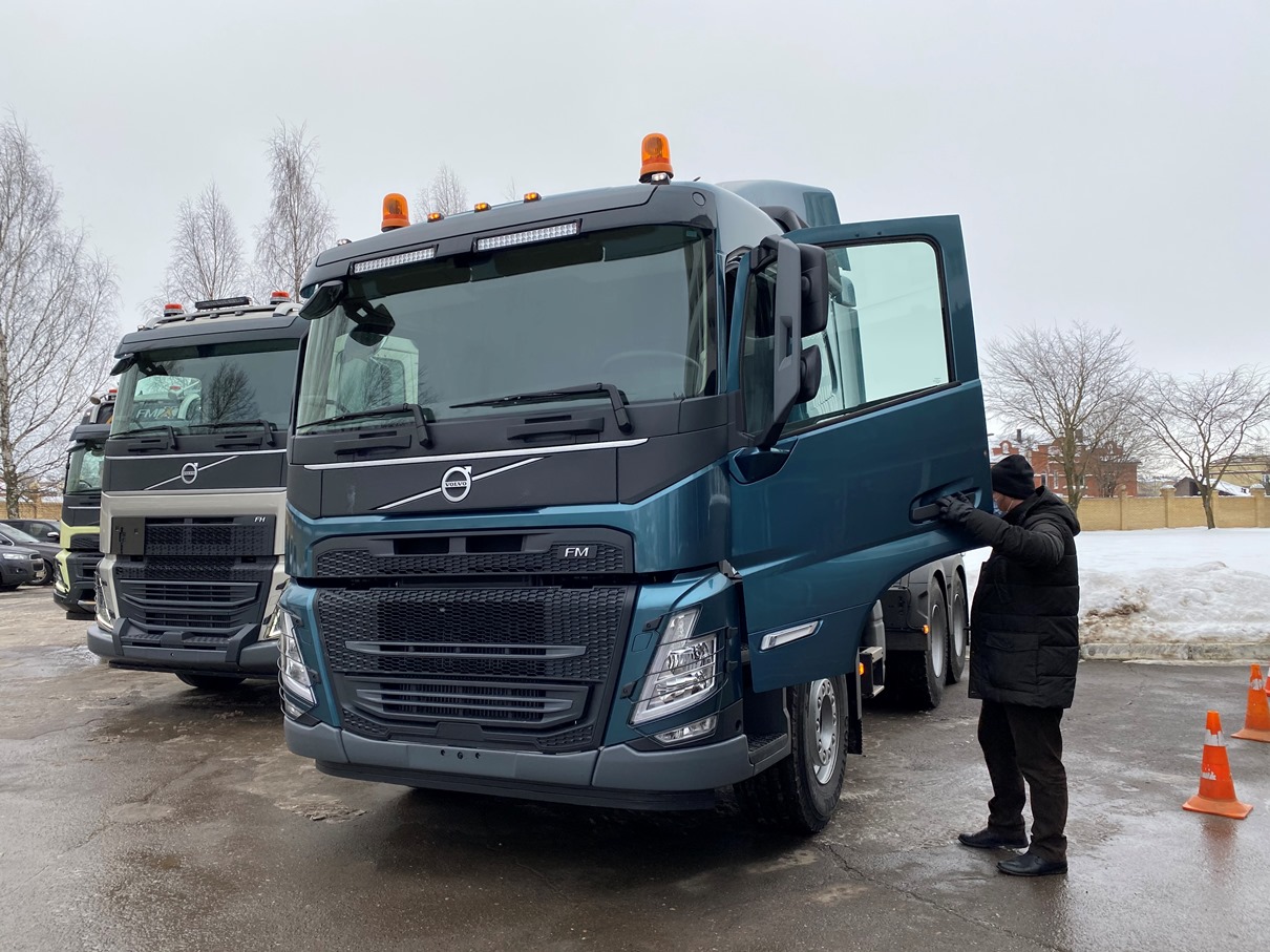 Продажи новых грузовых автомобилей в марте подскочили сразу на 45% Продажи новых грузовых автомобилей в марте подскочили сразу на 45%