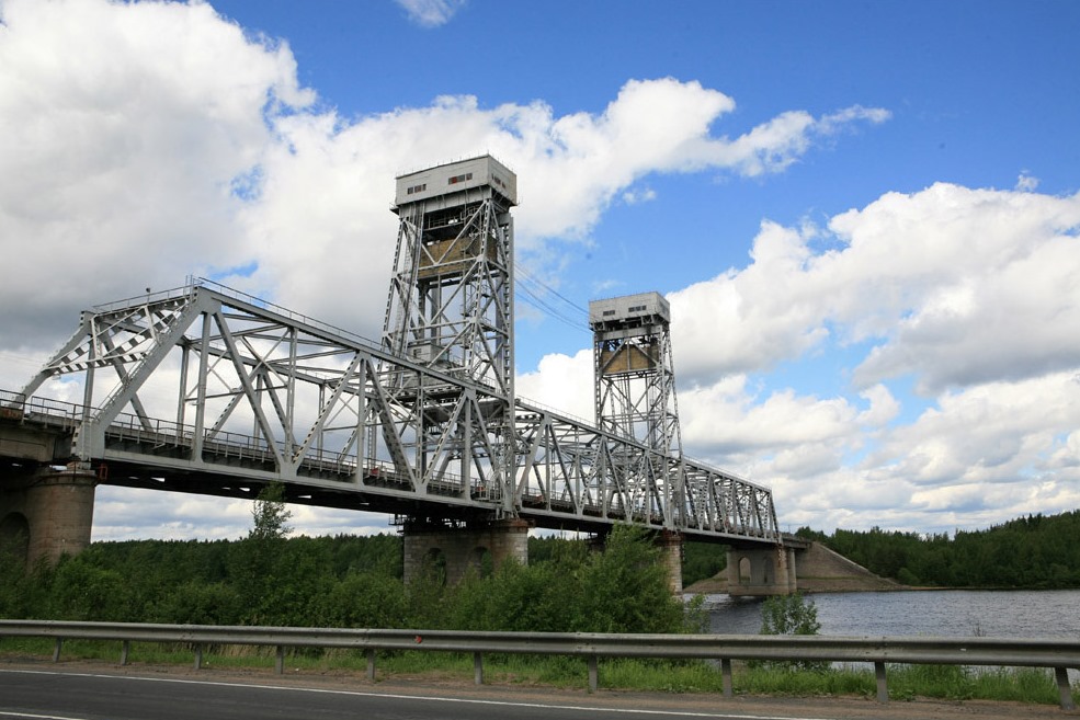 Трассу Р-21 «Кола» перекроют 30 июля из-за разводки моста через Свирь