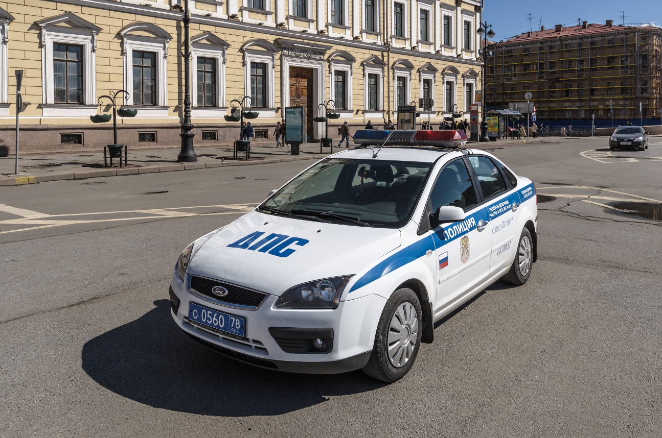 Фото патрульной машины