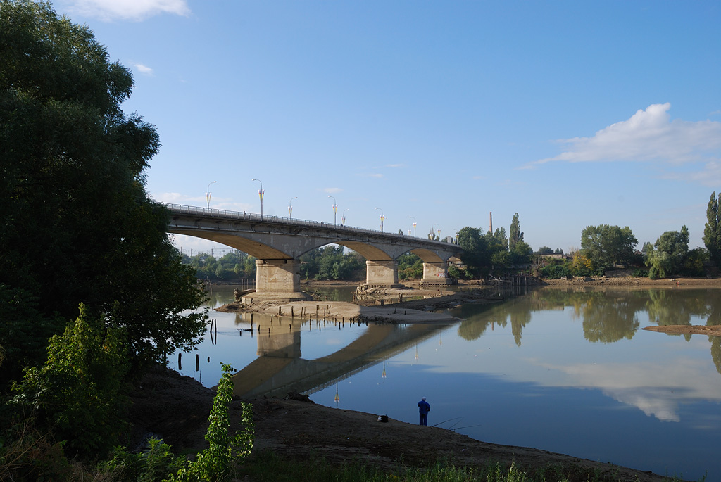 Мост между Краснодарским краем и Адыгеей достроят на год раньше, в 2024 году