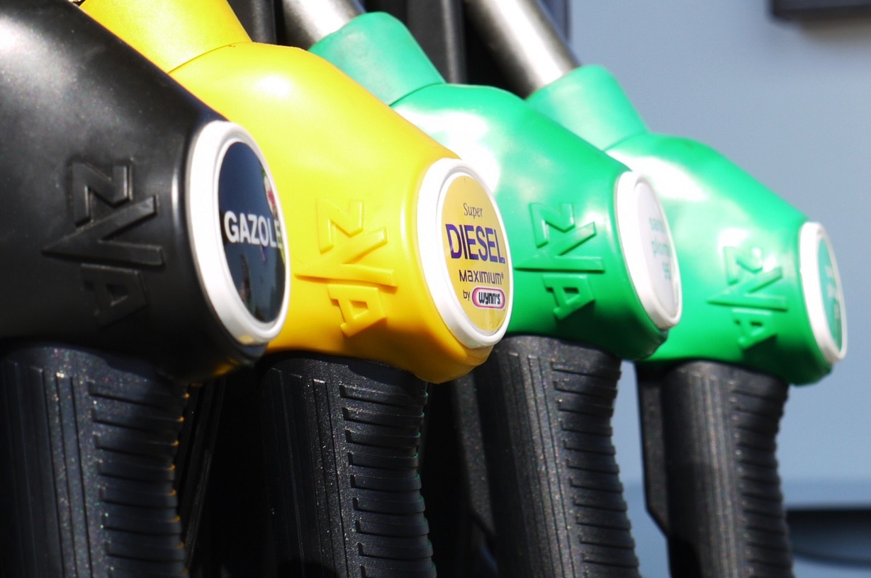 Перевозчики просят снизить цены на дизельное топливо