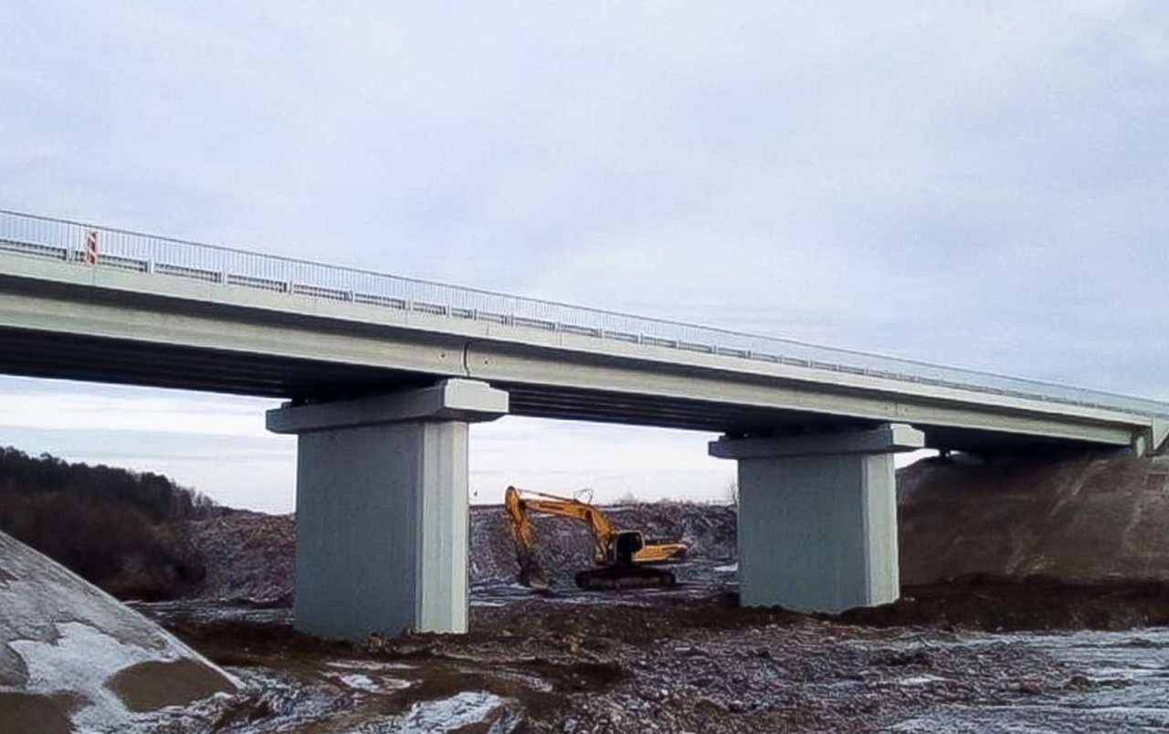В Иркутской области открыли новый мост через Макаровку на 100 тонн