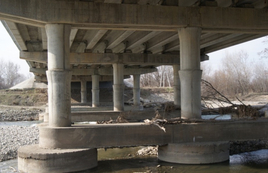 В Карачаево-Черкесии капитально отремонтируют три моста