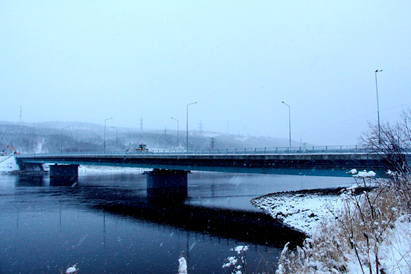 В Мурманской области на трассе Р-21 «Кола» открыли мост через Тулому
