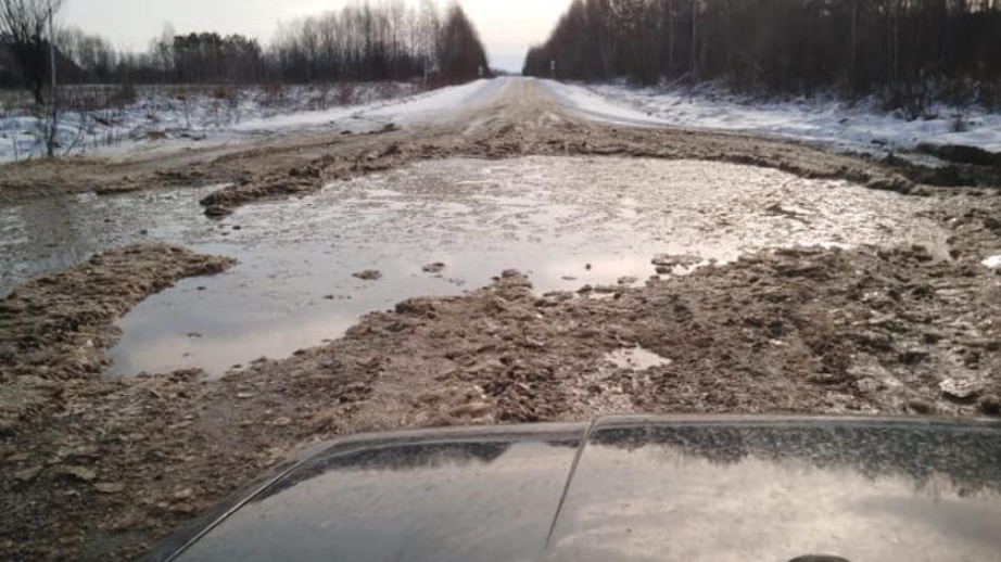 На севере Амурской области ввели режим ЧС из-за состояния дорог