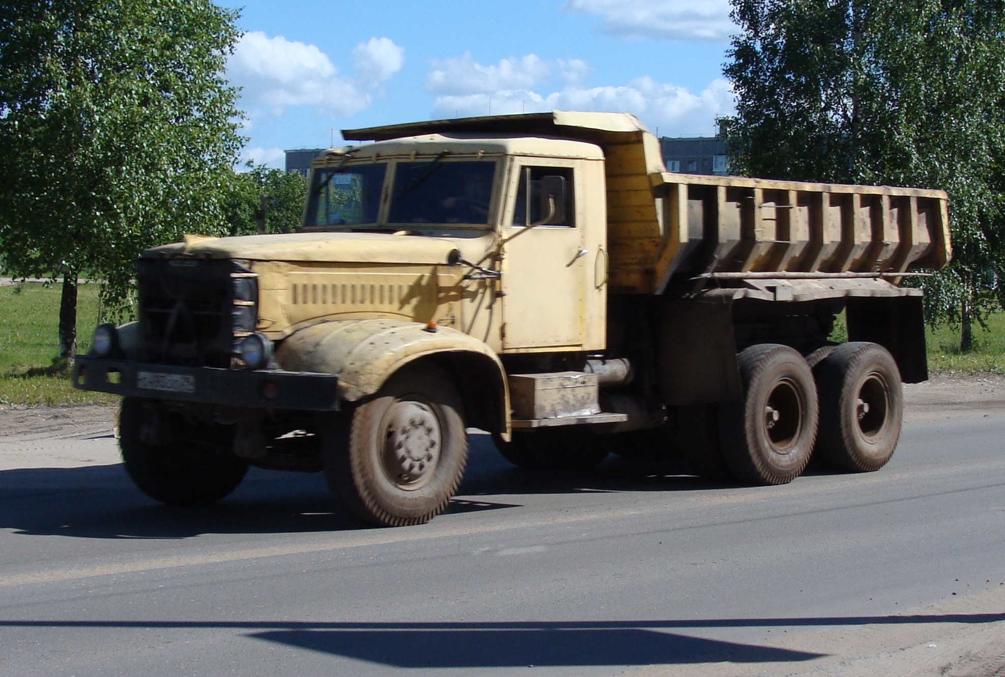 Транспортный налог на автомобили категории Евро-3 и ниже могут резко  повысить