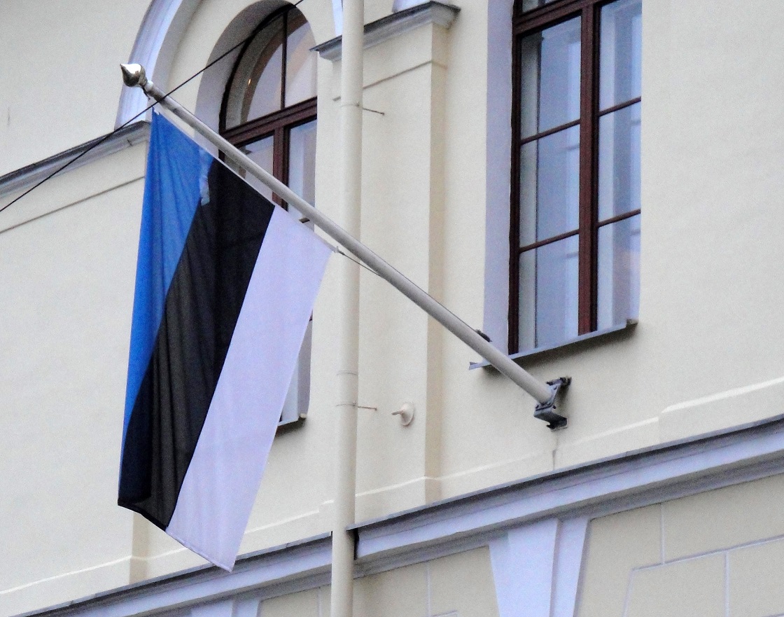 Эстония призывает запретить транзит европейских товаров через Россию