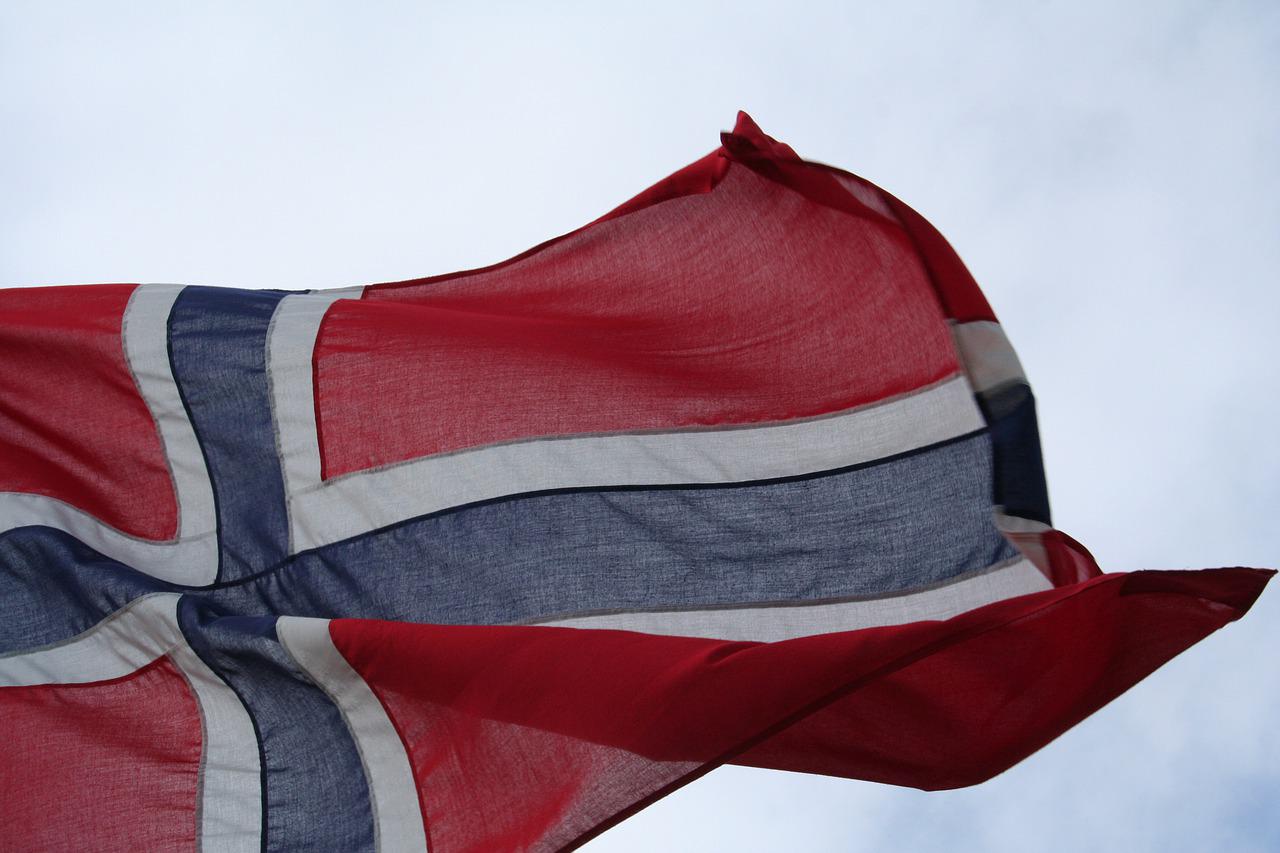 Норвегия тоже закрыла проезд для российских грузовиков