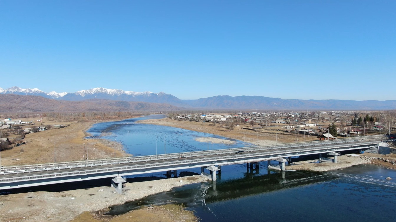 В Бурятии открыли движение по мосту через реку Зун-Мурэн