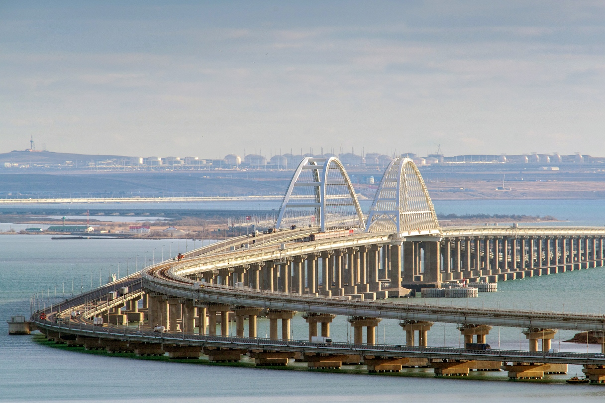 Грузовое движение по железнодорожной части Крымского моста начнется в декабре 2019 года