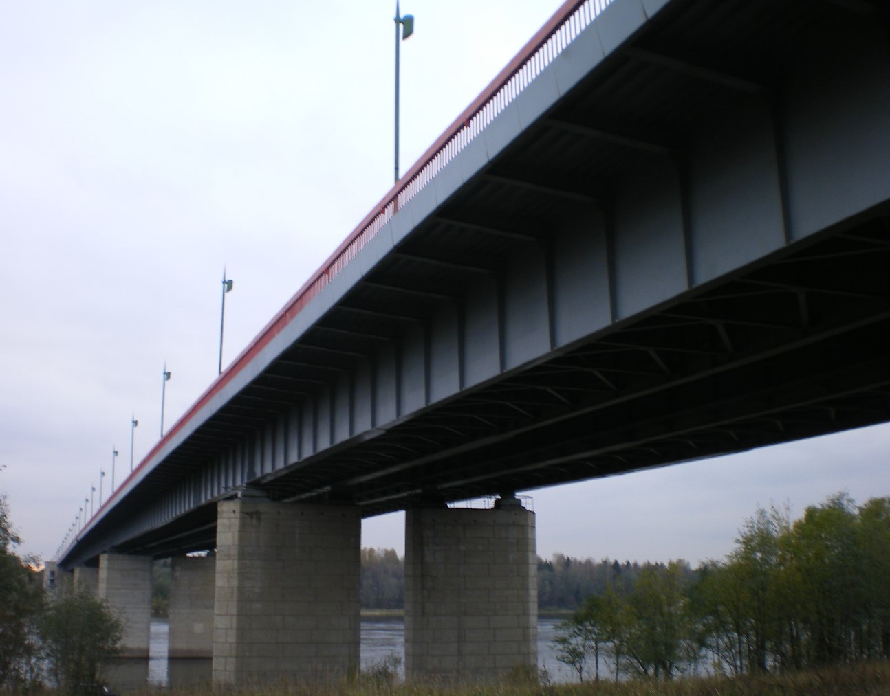 17 августа из-за разводки Ладожского моста перекроют трассу Р-21 «Кола»