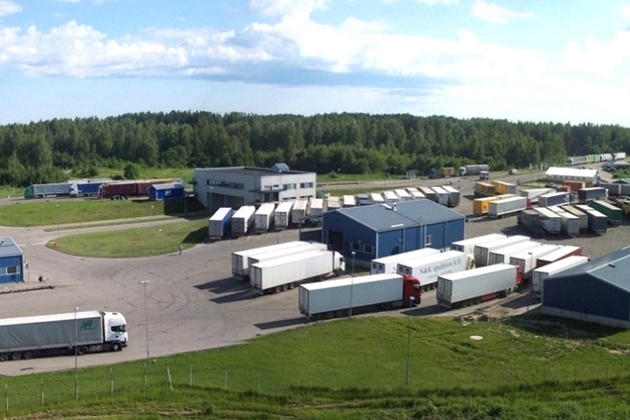 В России вступил в силу запрет на доставку грузов грузовиками из ЕС