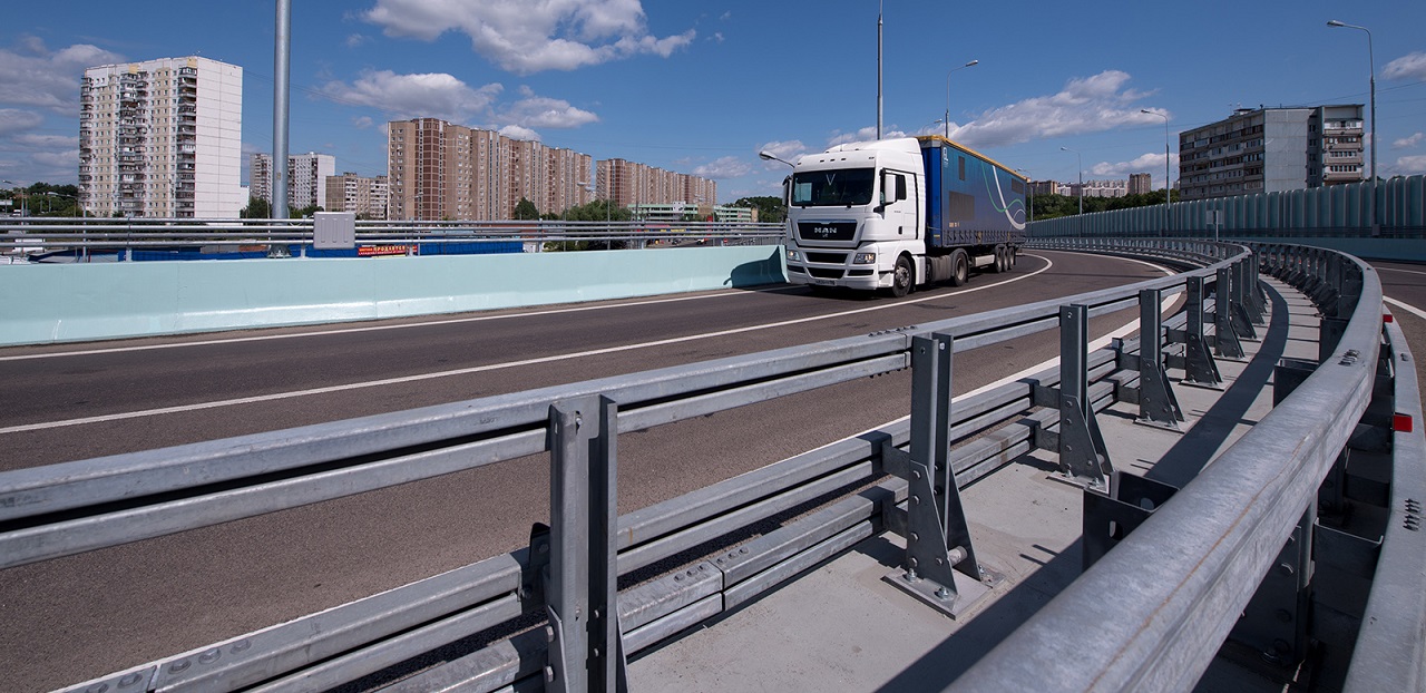 Транзита грузового транспорта на Московском скоростном диаметре не будет