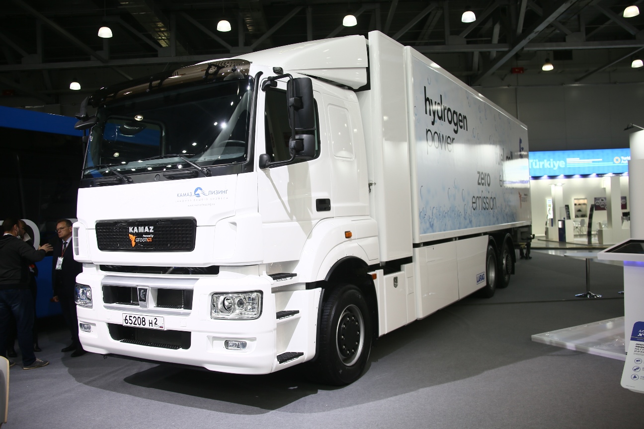 «КамАЗ» представил прототип водородного грузовика