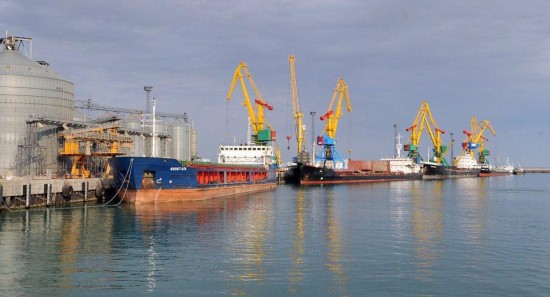 Порт Актау в Казахстане получил статус международного