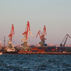 Возможности перевалки грузов через Каспий используются лишь на 20%