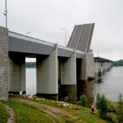 Ладожский мост на трассе Р-21 «Кола» разведут 12 мая