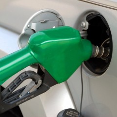 Средние цены на бензин с 28 декабря по 11 января выросли на 21 копейку