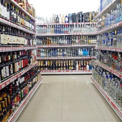 «Российский топливный союз» предлагает вернуть продажу алкоголя на АЗС из-за коронавируса