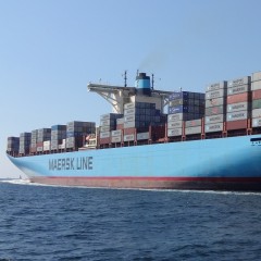 Maersk запускает мультимодальный сервис в обход России