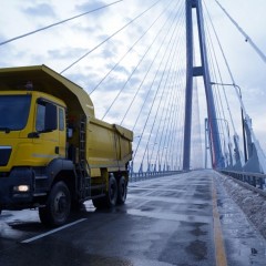 Запрет на проезд по Русскому мосту во Владивостоке продлили