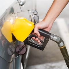 Эксперты: цены на топливо на АЗС в регионах больше зависят от логистики, чем долей ВИНКов